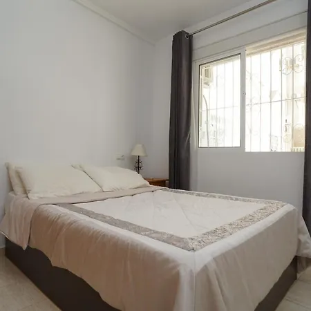 La Loma With Pool, Free Wifi And International Tv. Torrevieja